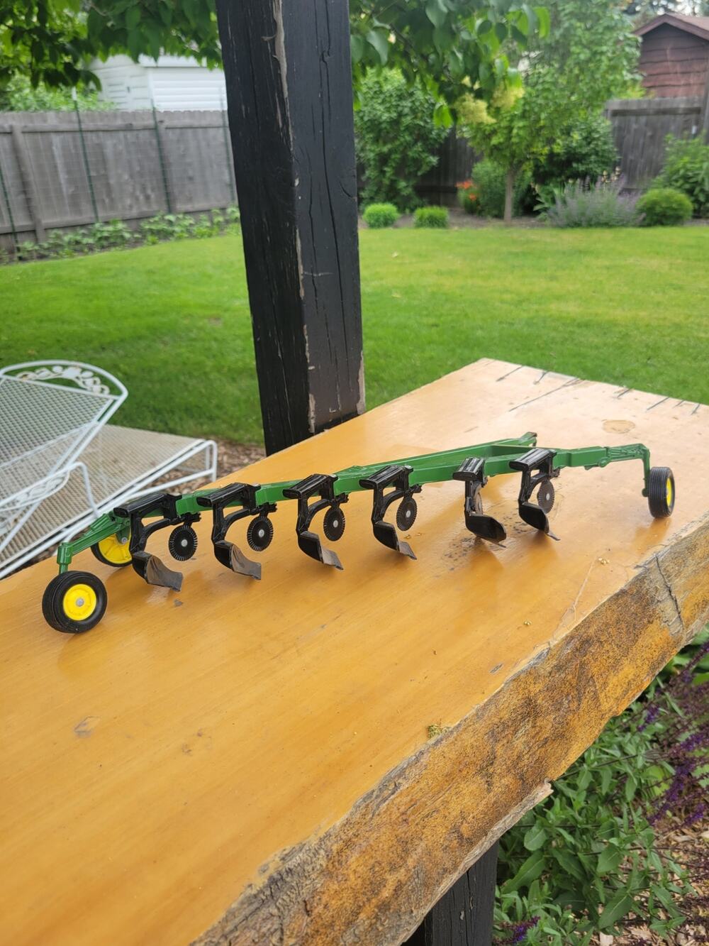 ERTL John Deere 3600 6-Bottom Plow 1/16 Scale Die-Cast Farm Toy Model